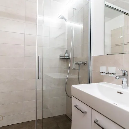 Apartment Haus Camillo Appartement-fewo 4-bettwohnung Nr- 8 By Interhome Saas-Fee